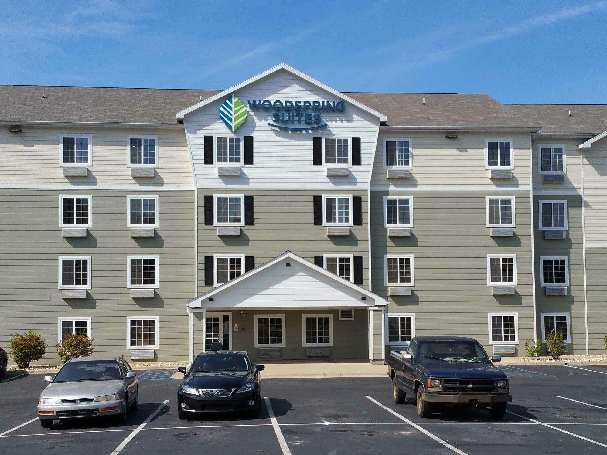 Woodspring Suites Louisville Southeast Forest Hills Екстер'єр фото