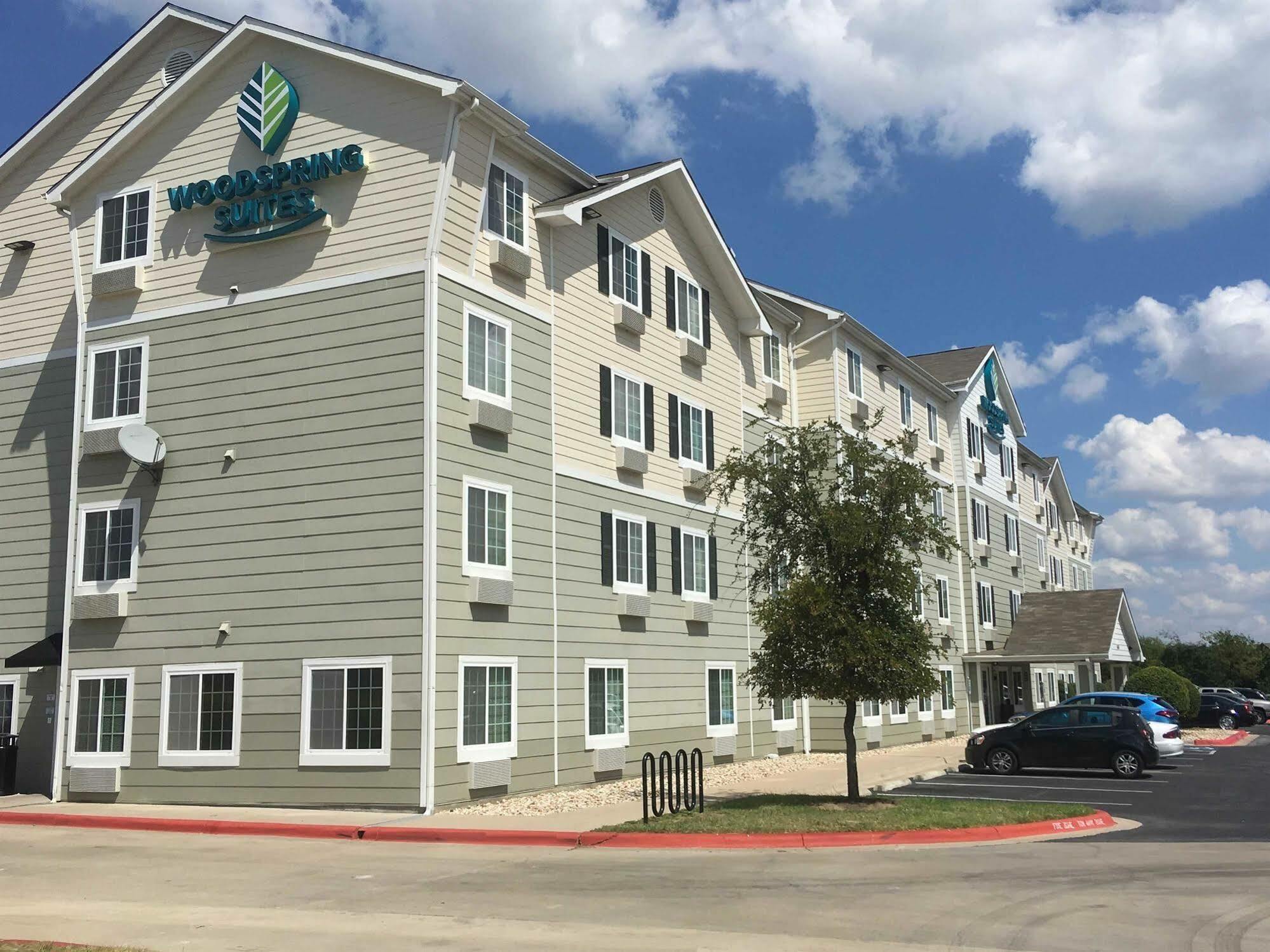 Woodspring Suites Louisville Southeast Forest Hills Екстер'єр фото
